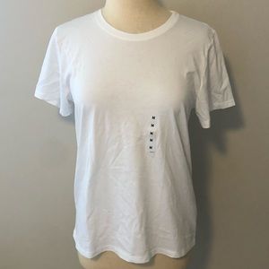 2 Uniqlo T-Shirts Size Medium NWT